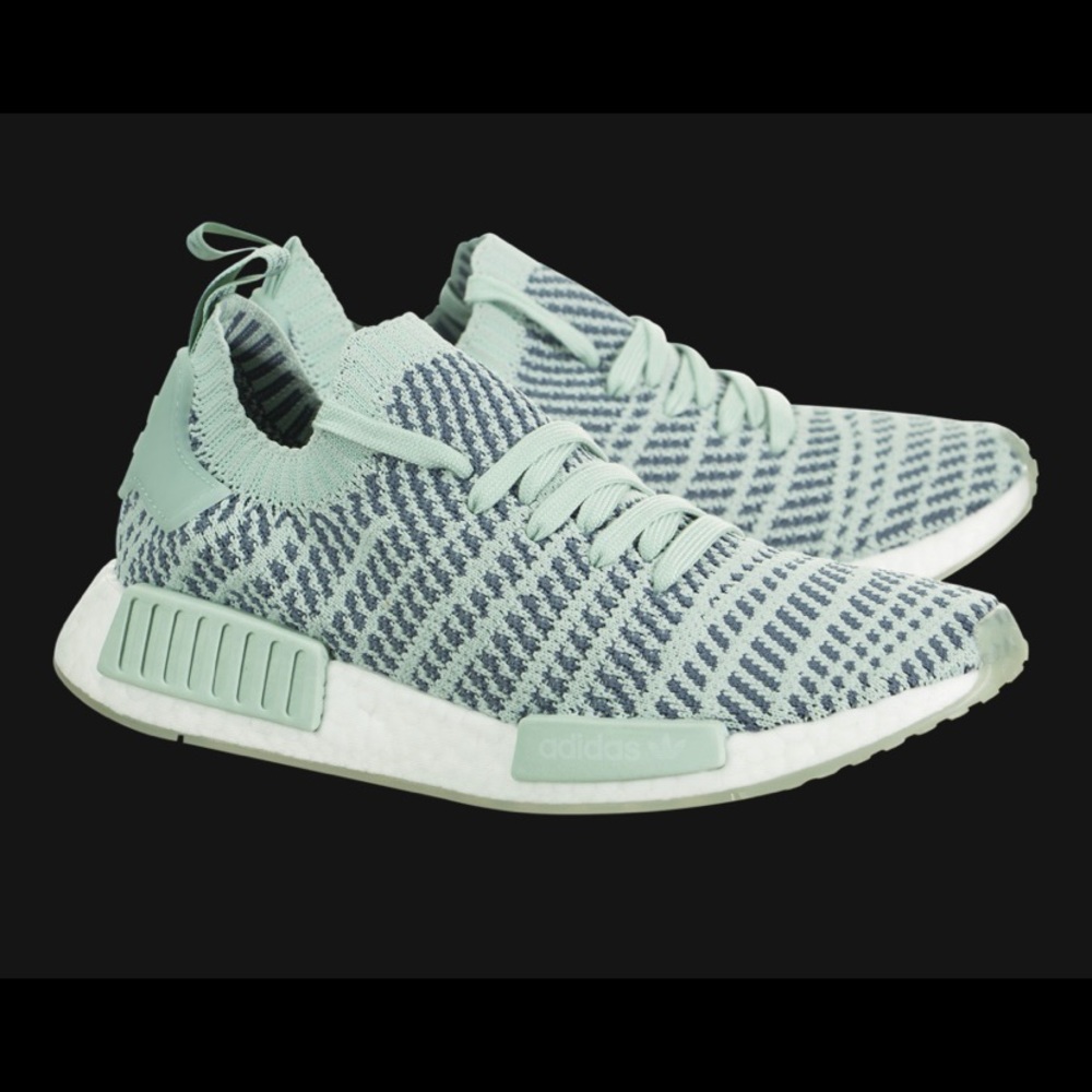 ‼️ NEW NMD R1 Primeknit shoes